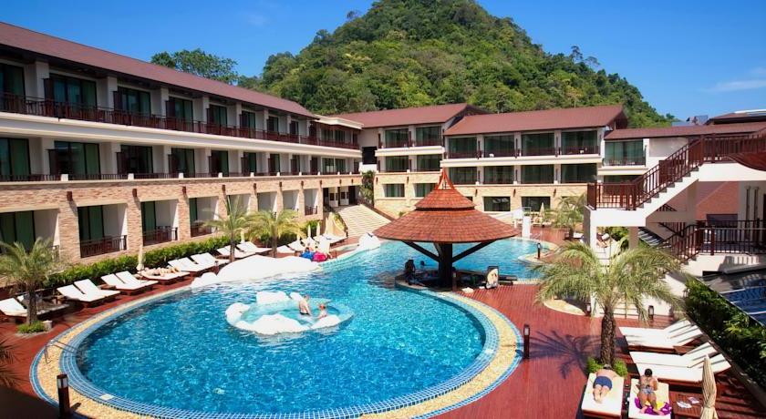 Фото бассейна в Kacha Resort & Spa Hotel Koh Chang