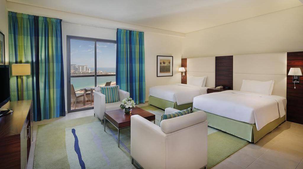 Фото апарт-отеля Hilton The Walk в Dubai Марина