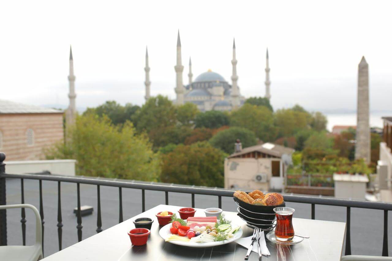 Фото ресторана на крыше Haci Bayram Hotel